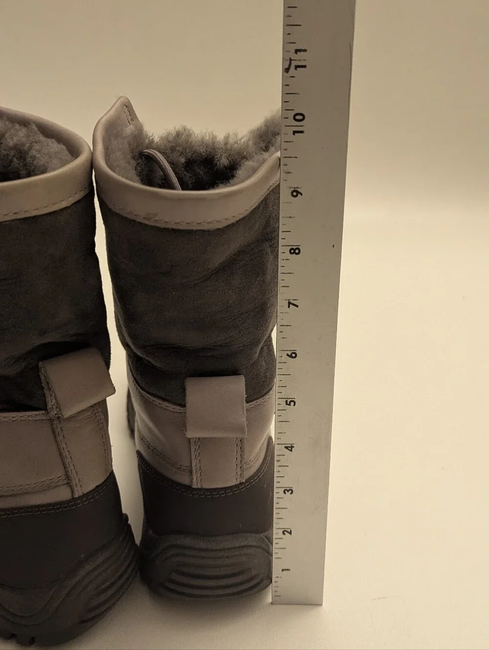 Ugg Women's Adirondack Snow Waterproof Boots 7